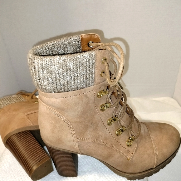 Charlotte Russe Faux Suede Marley Bootie Sz 9M - Picture 3 of 8